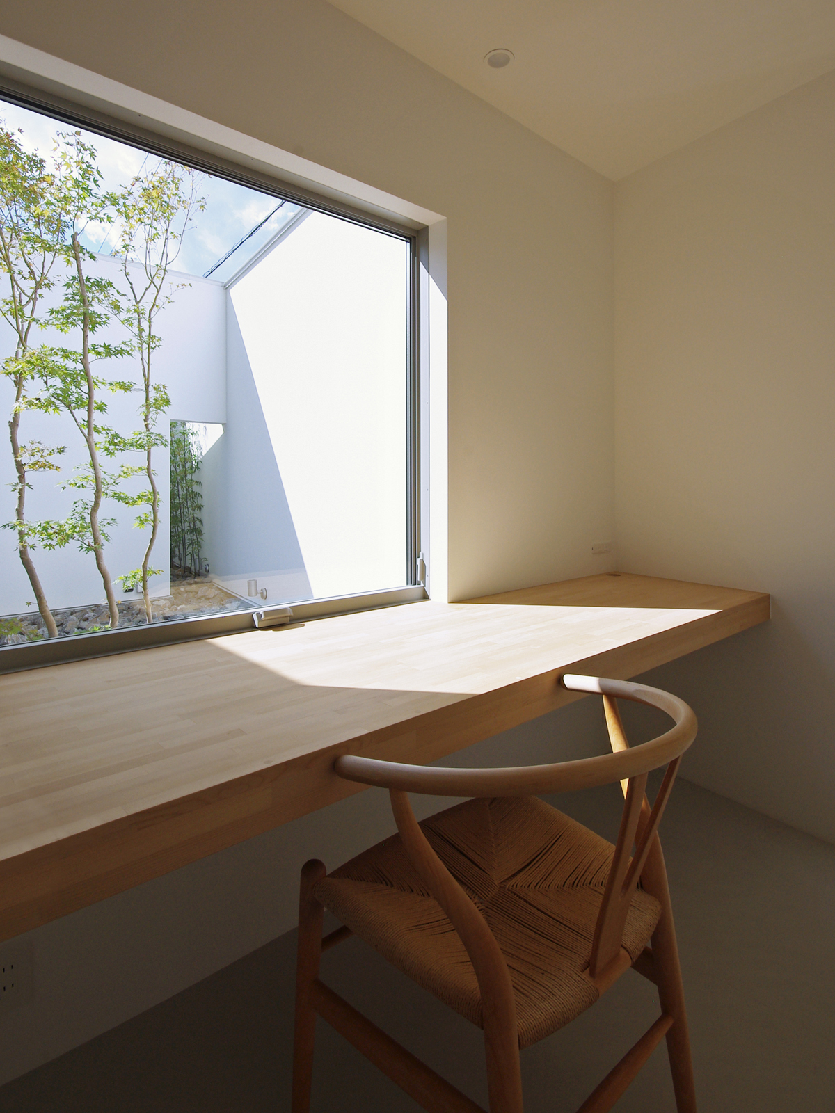 Airy-House.10