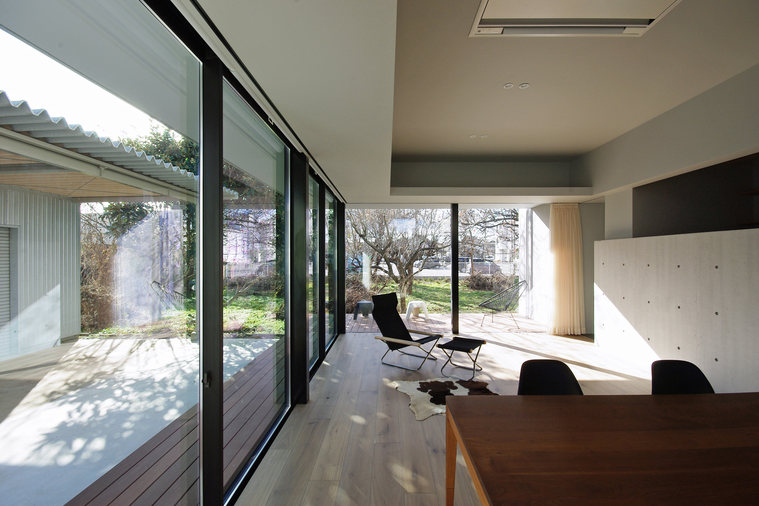 eaves house.1
