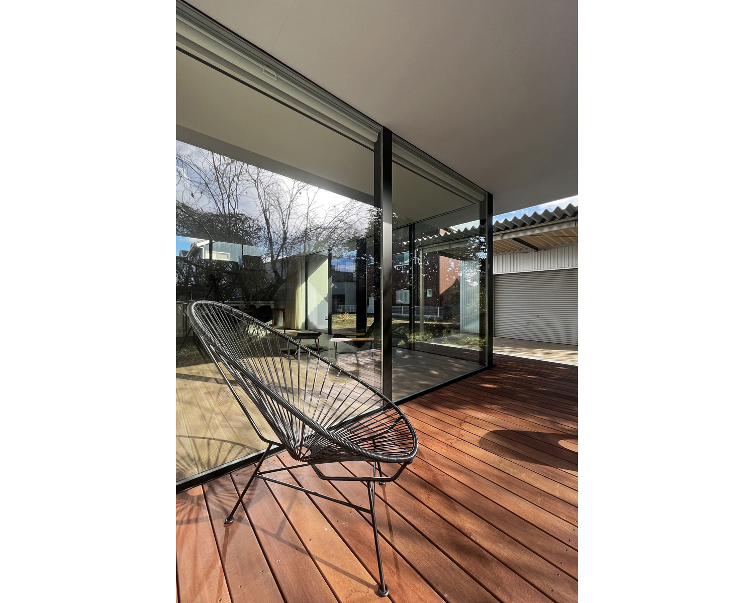 eaves house.9