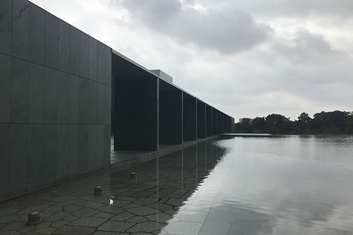豊田市美術館